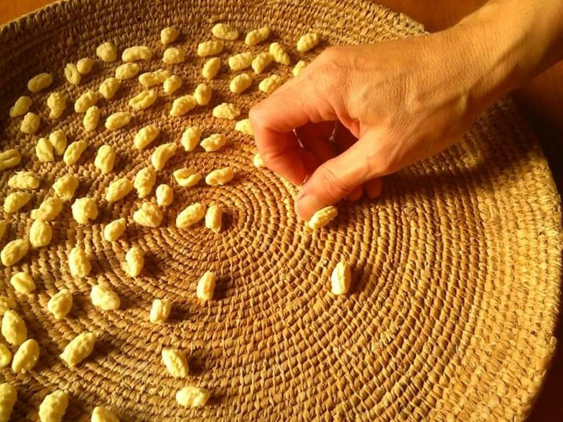 Corsi di cucina Ollolai: Corso di cucina di gnocchetti sardi nei dintorni di Nuoro