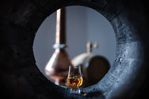 Haggis paired with whisky & gins in 56 North distillery!