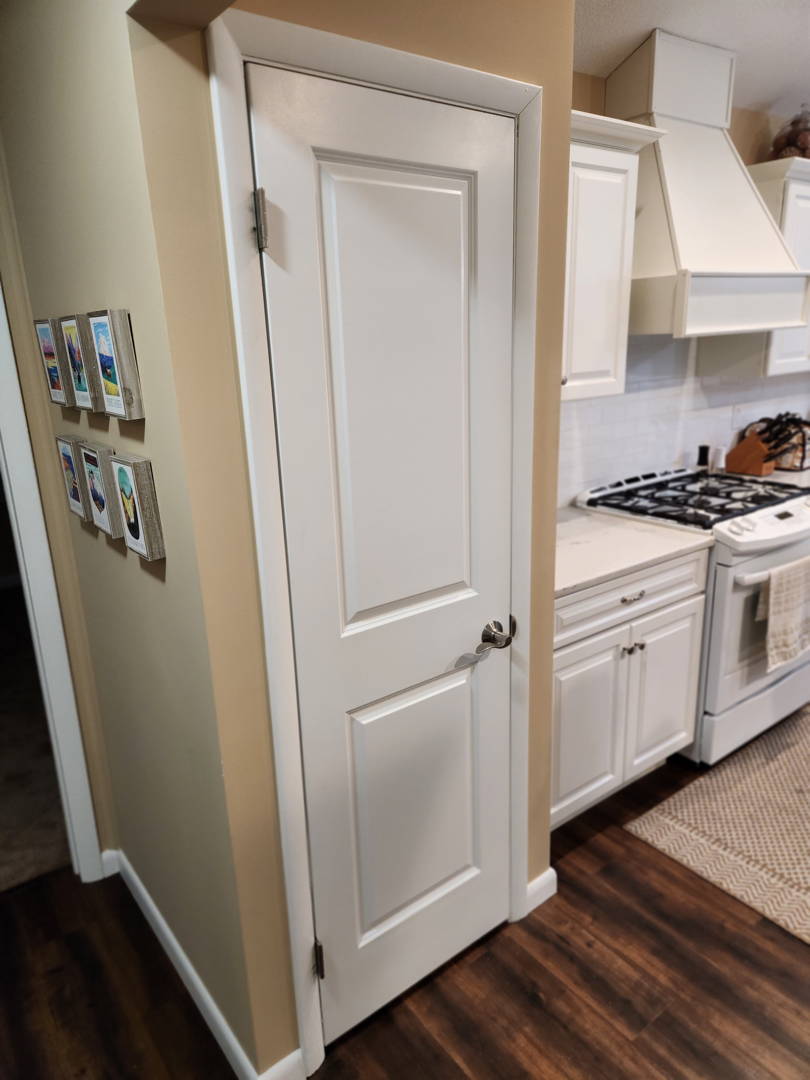 Modern interior door