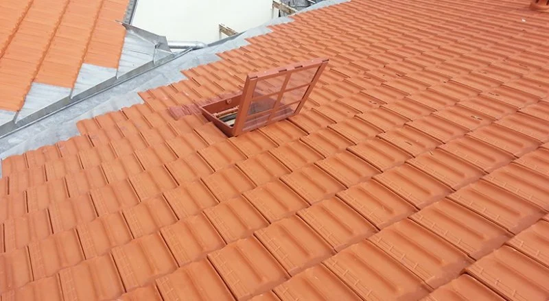 Pose de tuiles de Marseille à Nice Nord — photo 7 sur 7 — CEG TOITURE