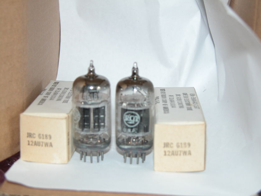 2 NEW IN THE BOX 1958 RCA BLACK PLATE 3 MICA 6189/ 12AU7WA MILITARY SPEC TUBES