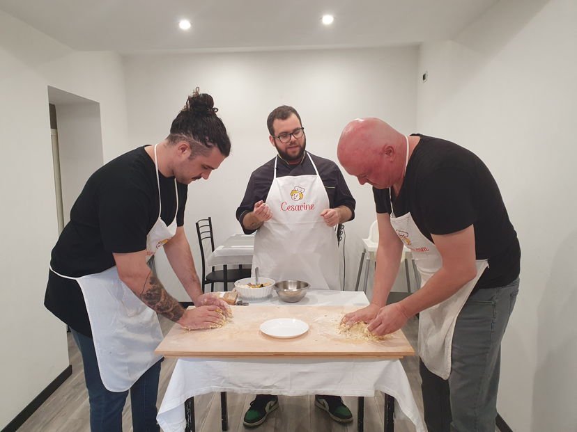 Cooking classes Genoa: Cooking class: Mandilli, pansotti and tiramisu