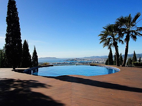  Ibiza
- Villa in best location for sale with sea views in Ibiza town