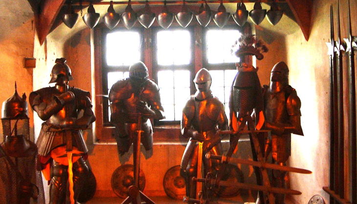 burg ronneburg waffenkammer