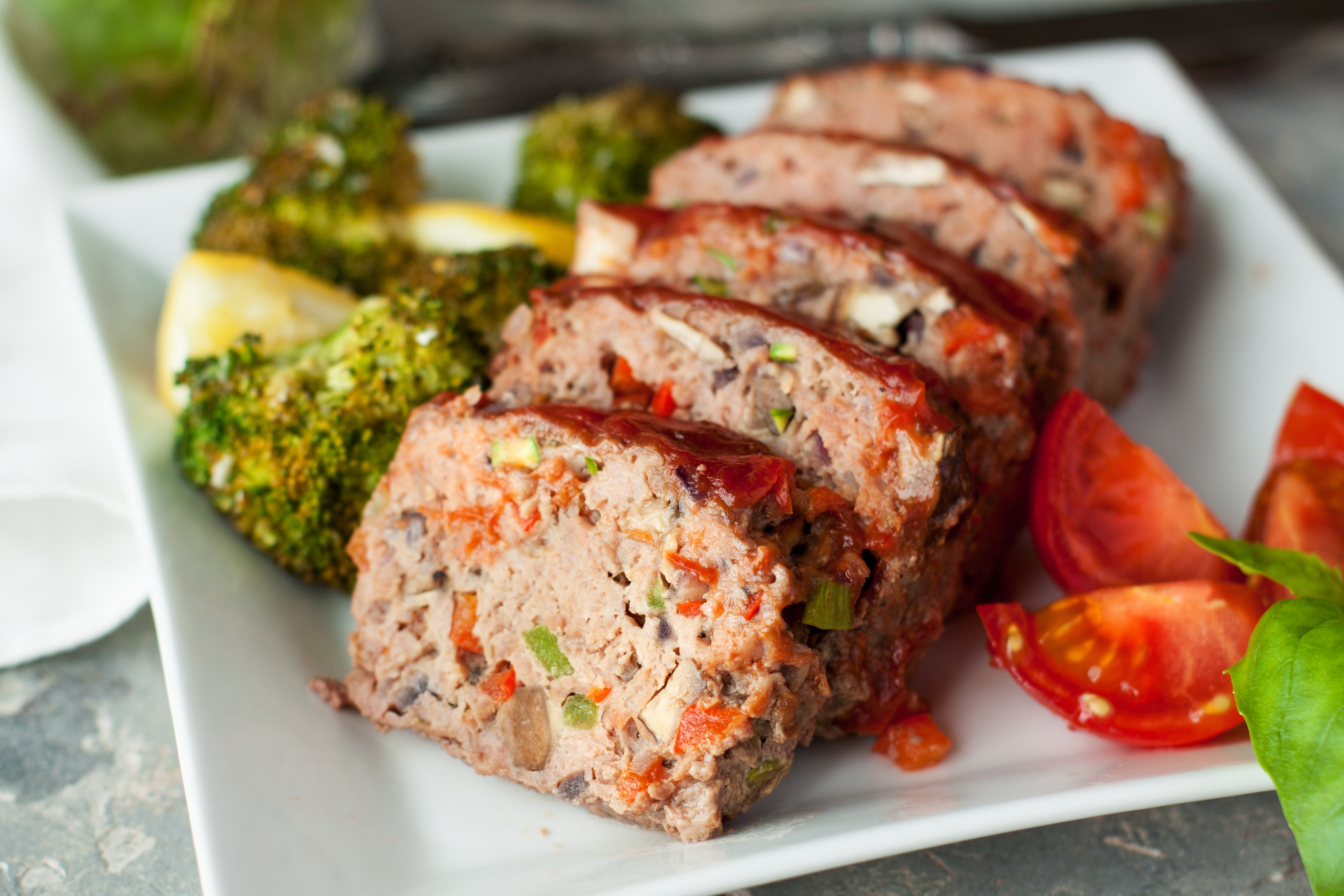 Bacon Beef Meatloaf with Tomato Glaze and Lemony Vegetables (LOW CARB) | Prefare Meals