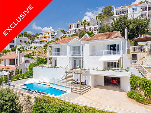  Mahón
- Espaciosa villa a la venta con piscina y vistas al mar en Cala Granada