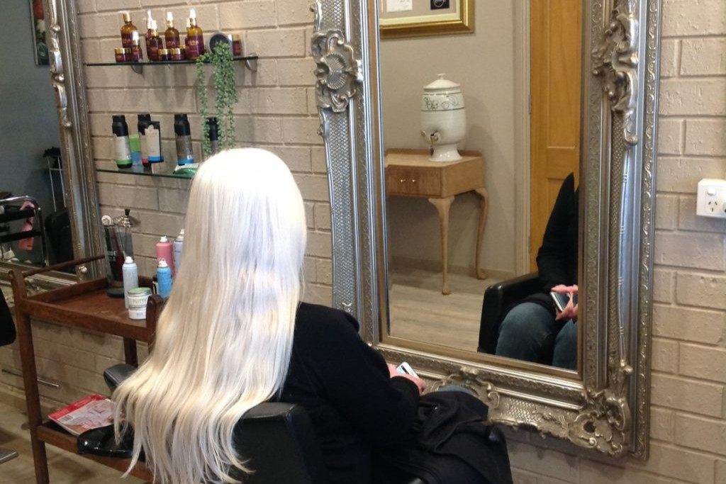 Laurent Hair $10 Voucher - Image 7