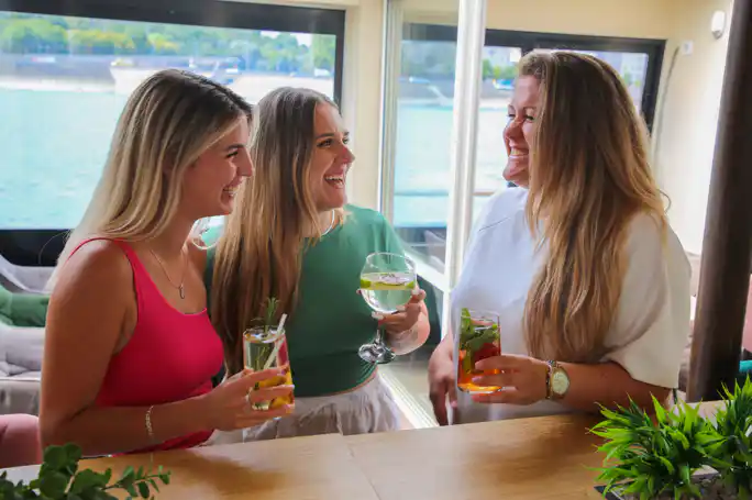 Cheers to Vibes: Zero Alcohol Cruise