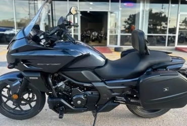 2016 HONDA CTX700 DCT ABS motorcycle for rent near Houston, TX