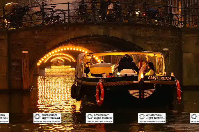 Light Festival Evening Cruise with Unlimited Drinks & Snack