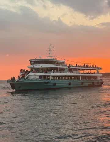 Witness spectacular views of Istanbul’s skyline