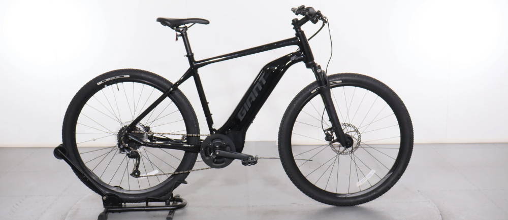a Giant e-Bike in a photoshoot