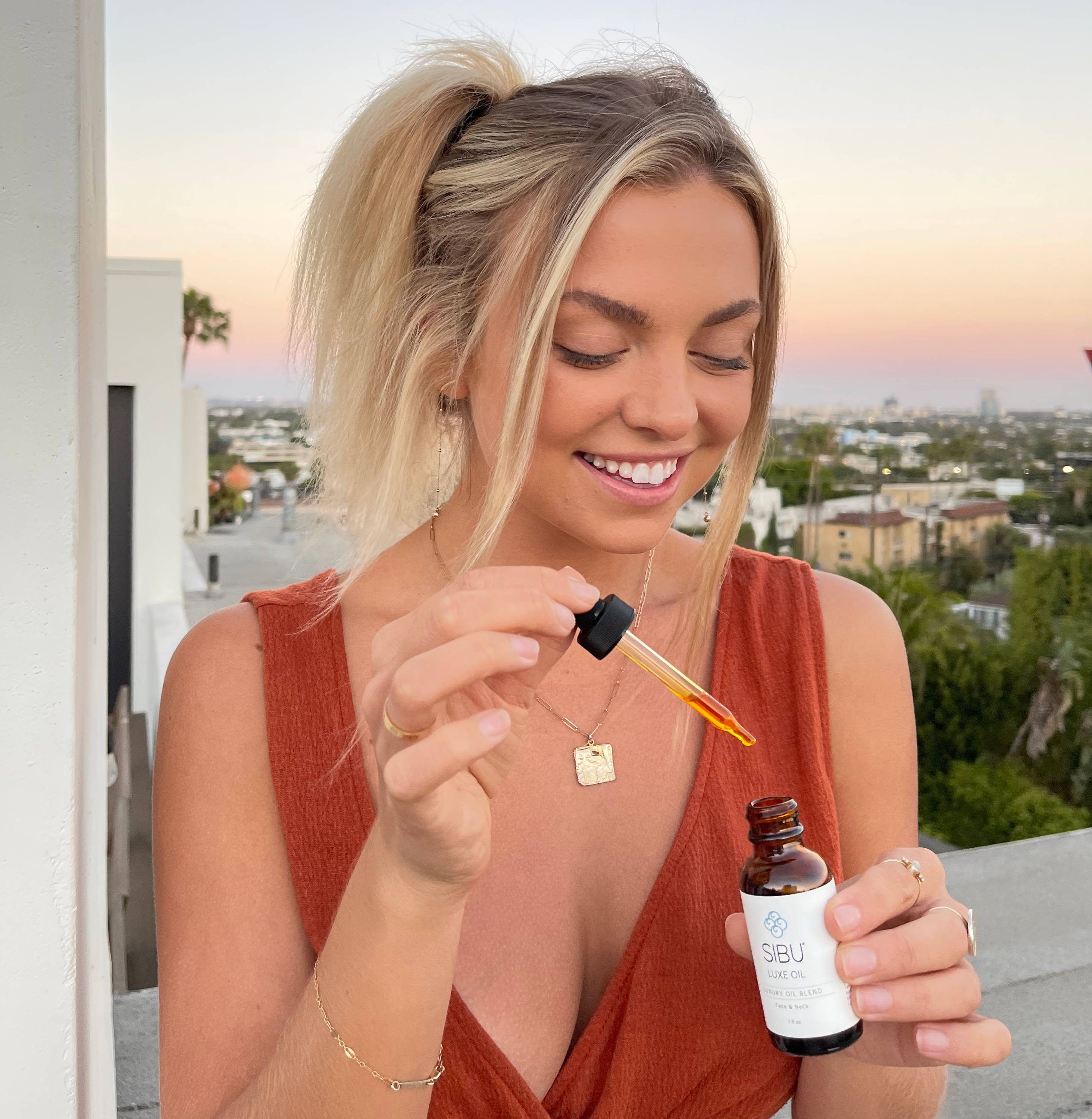 luxe oil customer photo