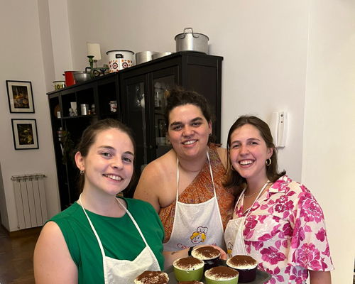 Cooking classes Palermo: Homemade pizza and tiramisù class 