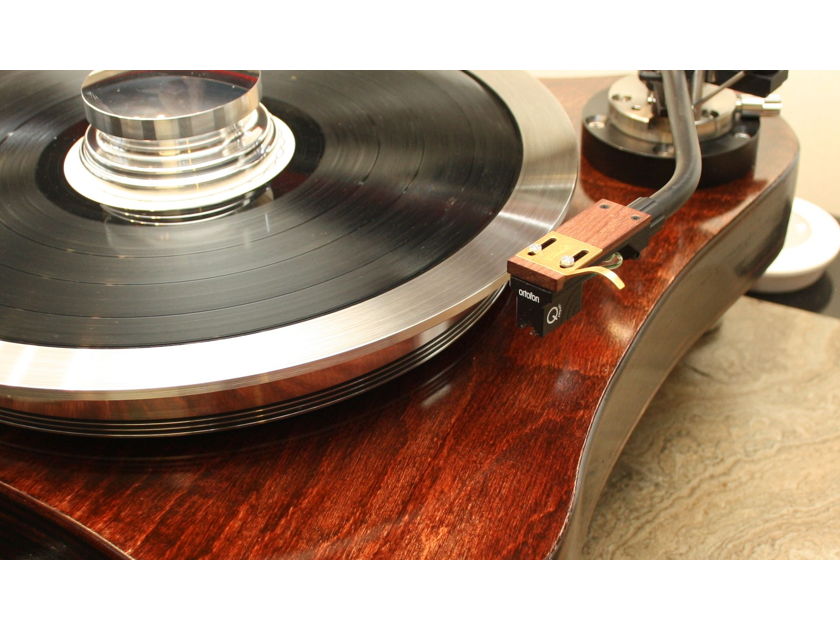 TTW Audio Demo 2 months new  Avro Turntable, Tone Arm,Outer Record Clamp and phono cable