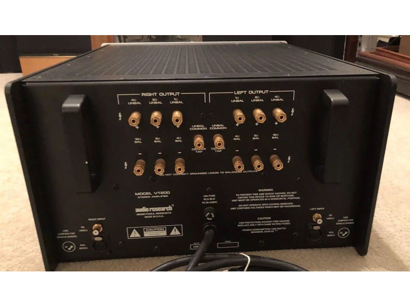 Audio Research VT-200 Tube Power Amplifier