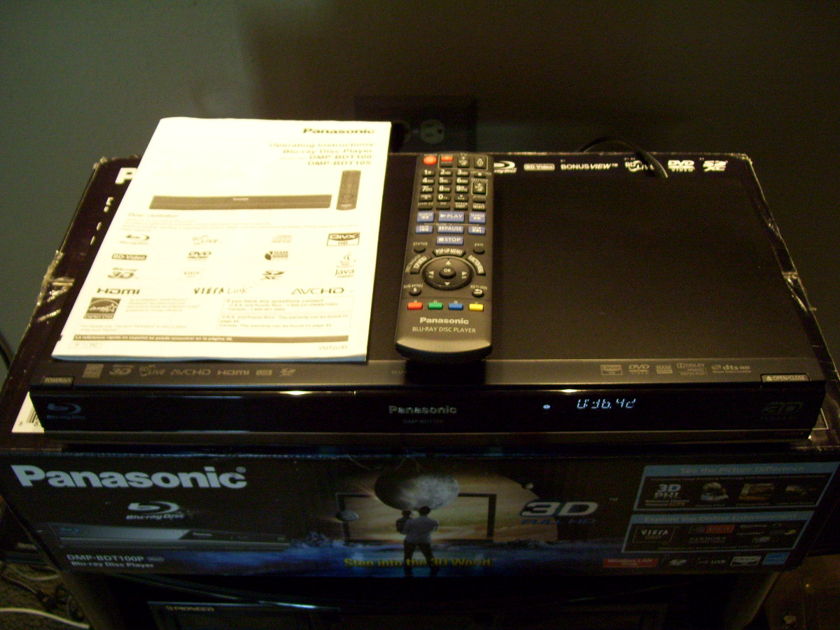 PANASINIC DMP-BDT100  3D BLUE RAY PLAYER