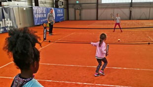 tennisjessen kindergeburtstag spielfeld kinder match duell