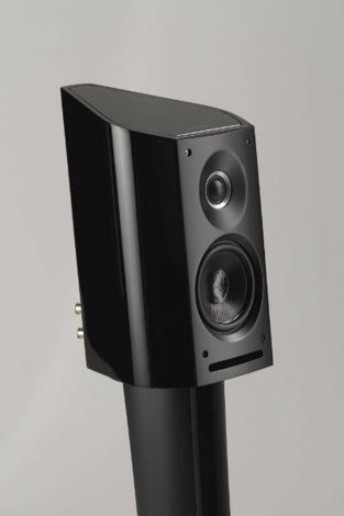 Sonus Faber Venere 2.0 Piano Black with stands