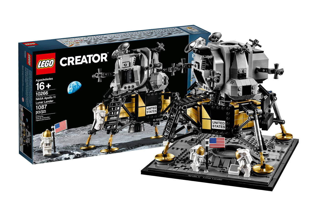 LEGO Lunar Lander 10266
