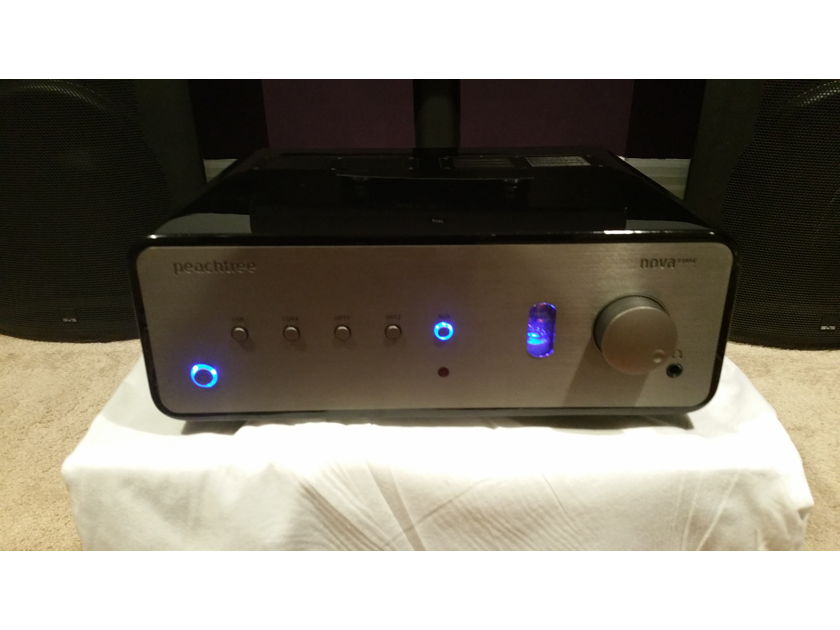 Peachtree Audio Nova 220es with Bt1 Bluetooth Receiver