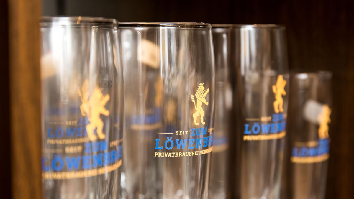 Zum Löwenbräu Biergläser