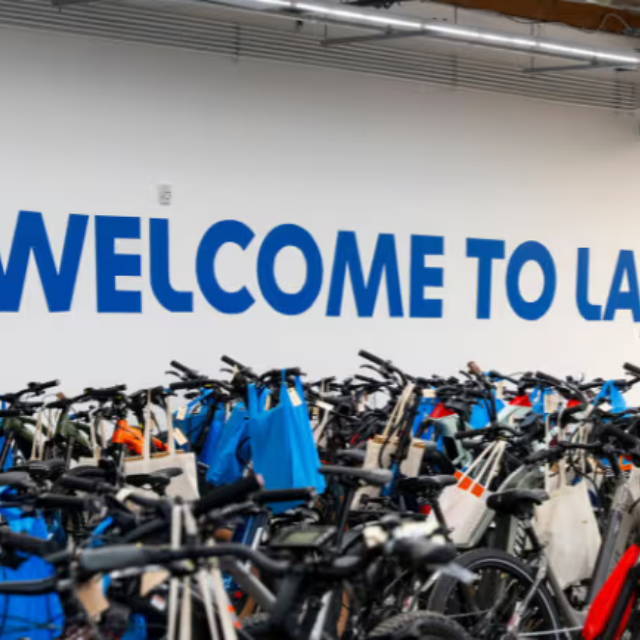 How Do Specialized e-Bikes Compare to Cannondale?