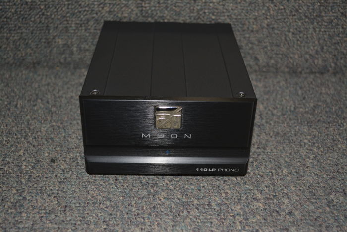 Moon by Simaudio 110 LP Phono Preamp - MINT (See pics)