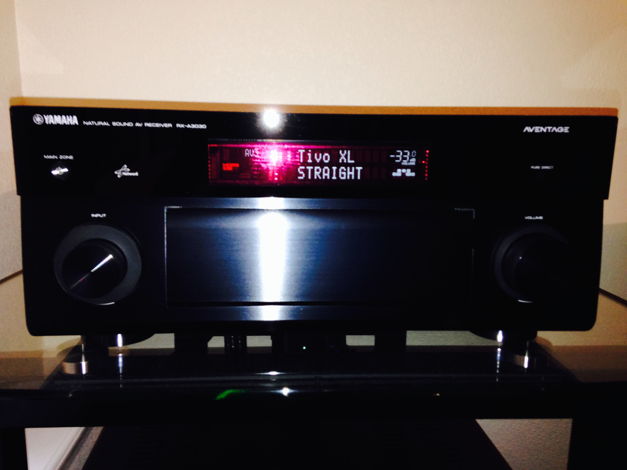 Yamaha RX-A3030 9.2-Channel Network Aventage Audio Vide...