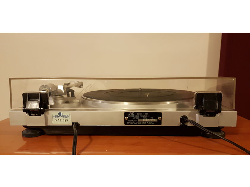 JVC L-F41 Turntable with Shure Cartridge. Direct Drive.Full Auto.