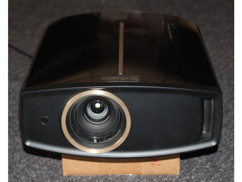 JVC DLA-RS25 Supper 1080P Projector !