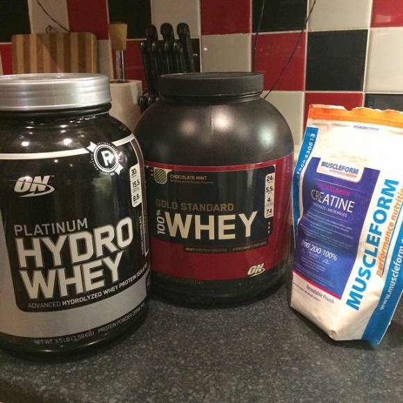 customer shows his pack of optimum nutrition