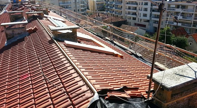 Rénovation de 2 000 m² de couverture en tuiles de Marseille — photo 14 sur 26 — CEG TOITURE