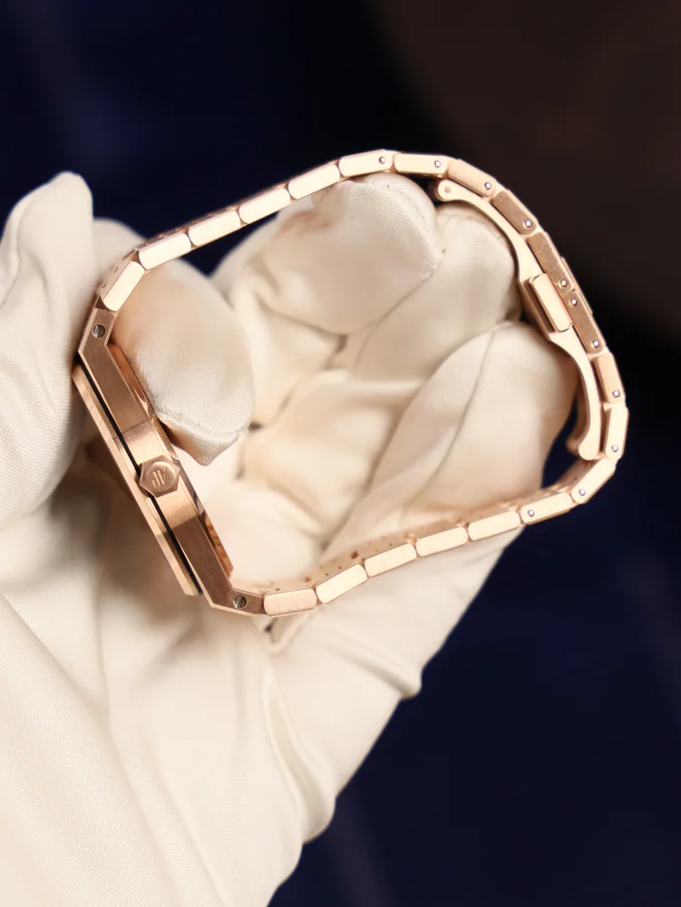 Lady Extract from Archives. Rose Gold Blue Dial Diamond Bezel, image 3