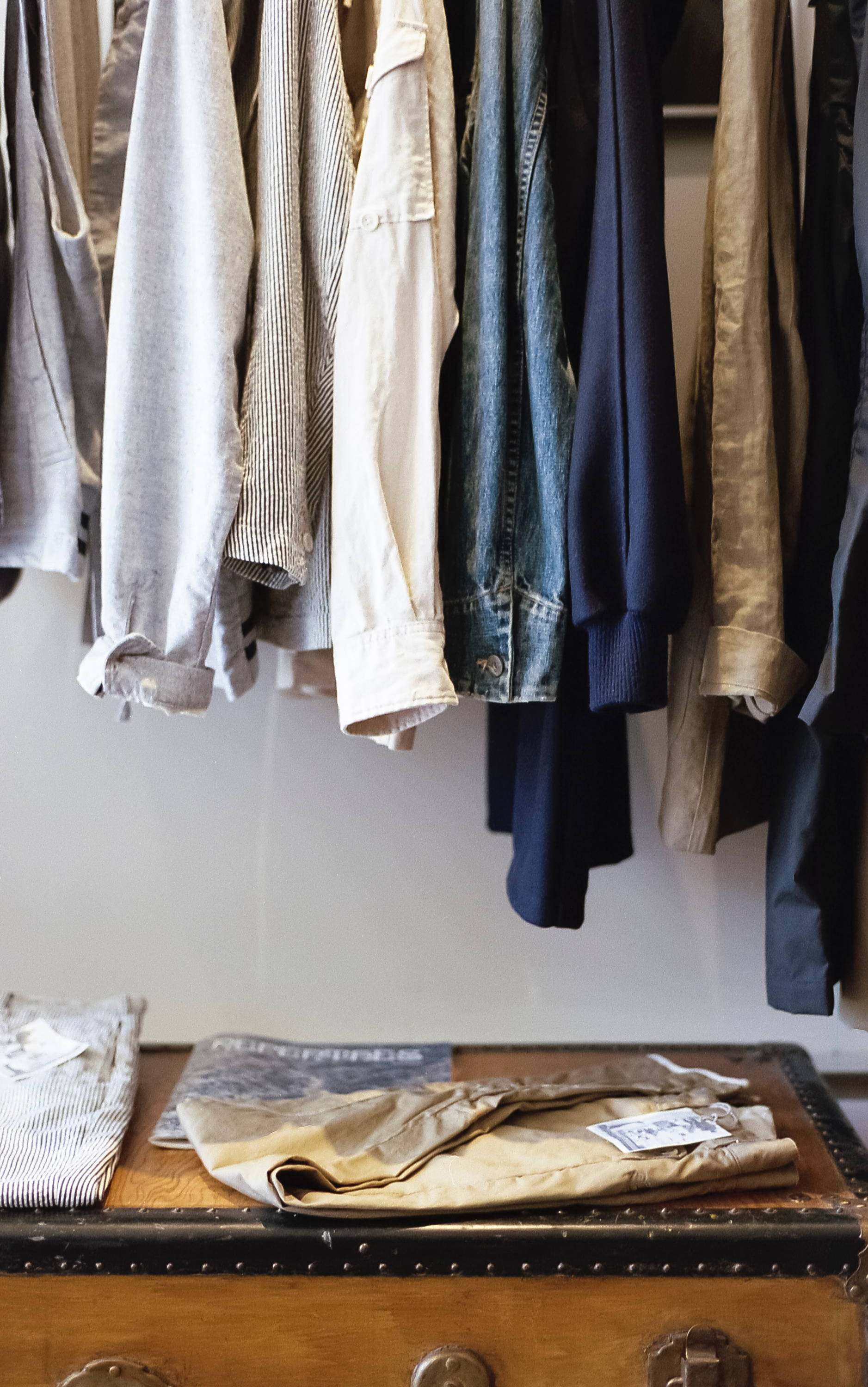 Check out our tips for how to make second-hand clothing fit you!