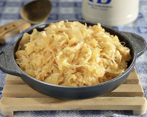 Cooking classes Berlin, DE: Pesto with sauerkraut