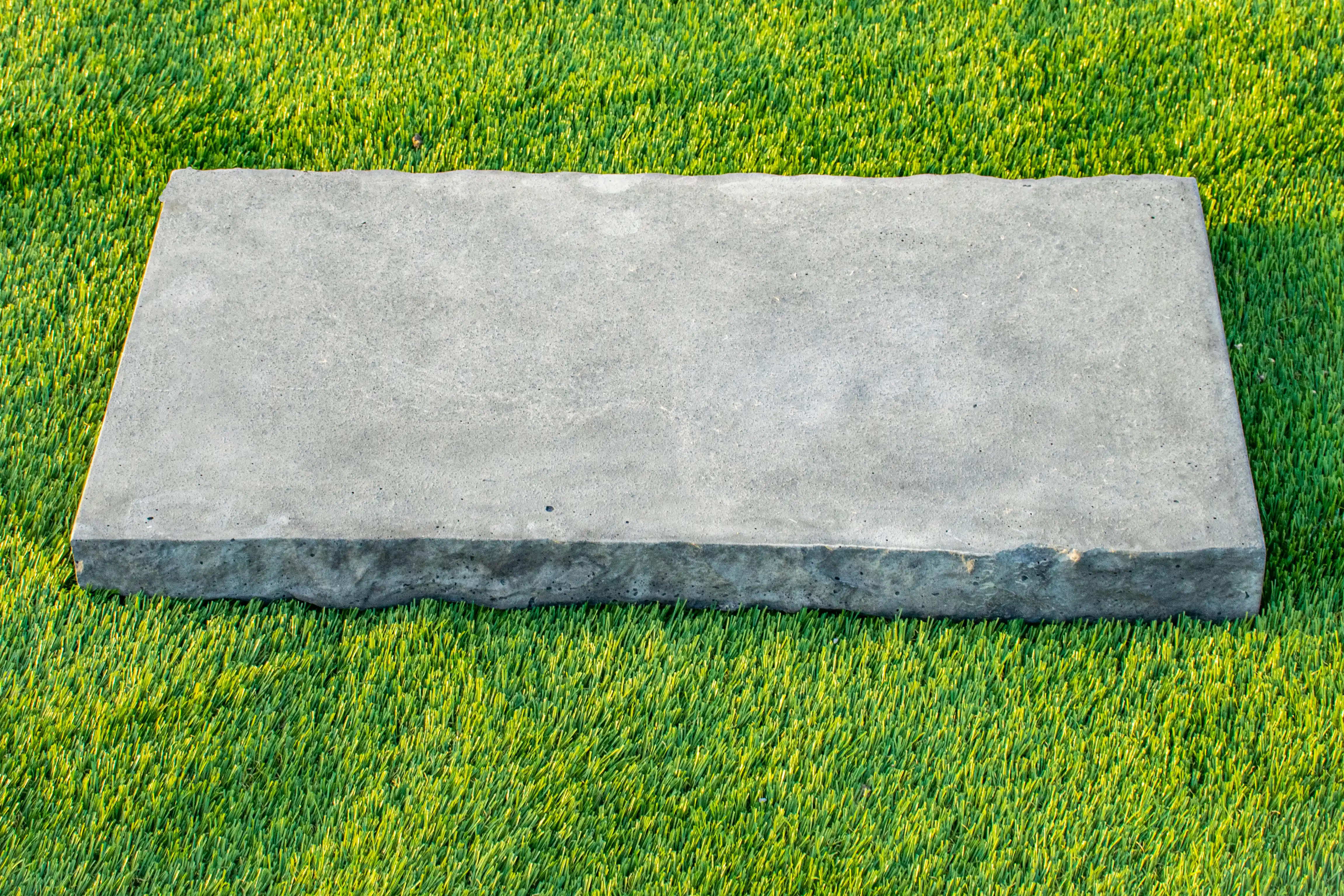 Empire Wall Cap on grass