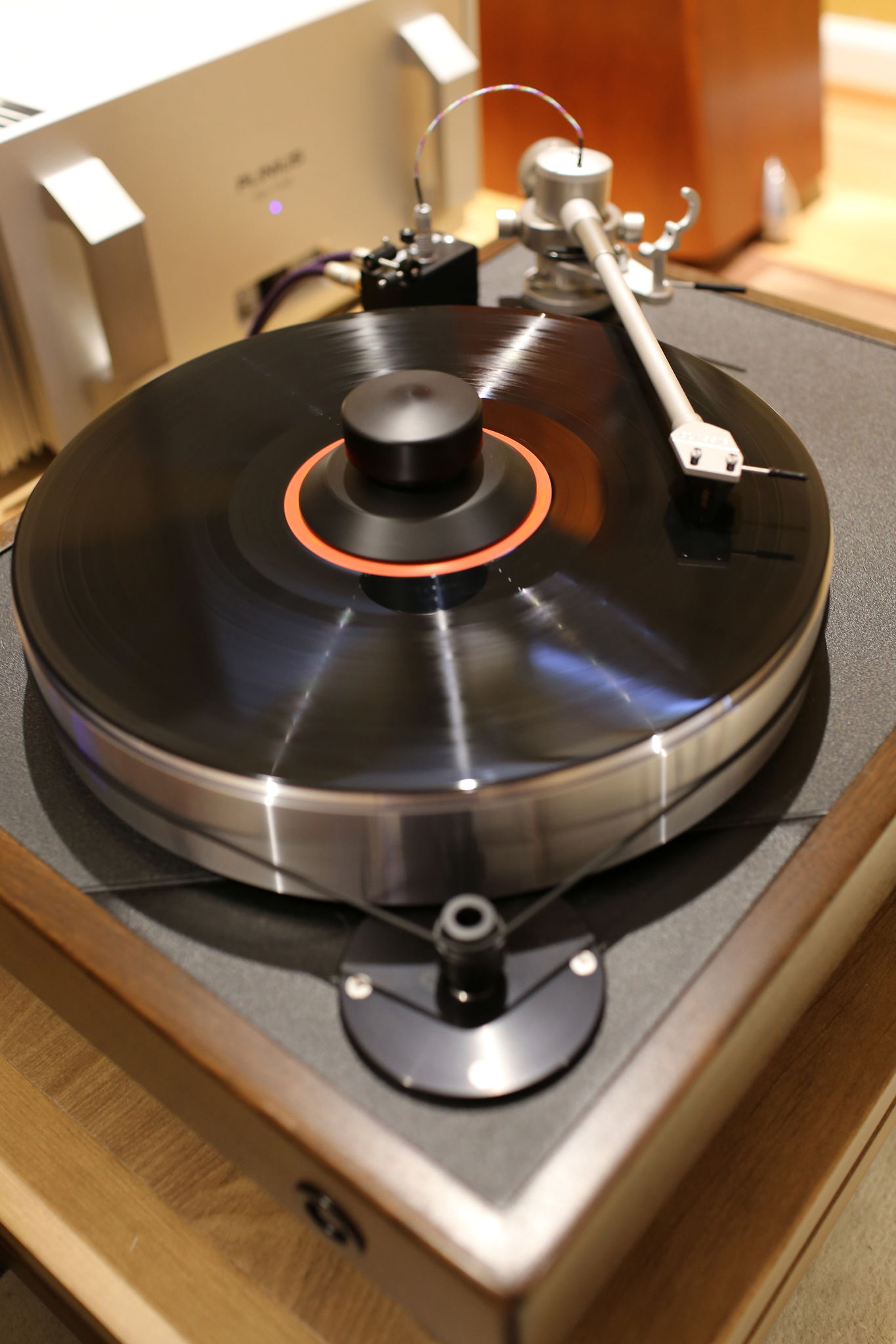 VPI Classic-1 Turntable.