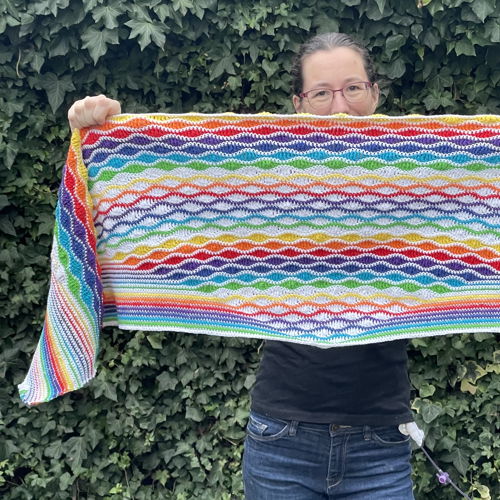 Crocheted scarf Rainbow wave