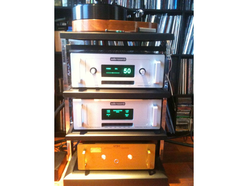 Audio Research Reference Phono 2 Silver. European Version