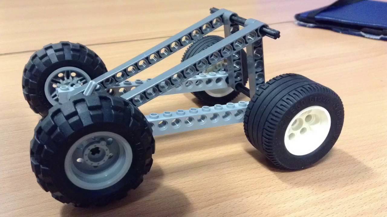 Rubberband powered LEGO car