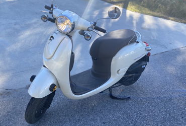 2013 HONDA NCH50 METROPOLITAN motorcycle for rent near NORTH PORT, FL