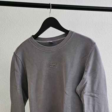 Reebok Sweatshirt