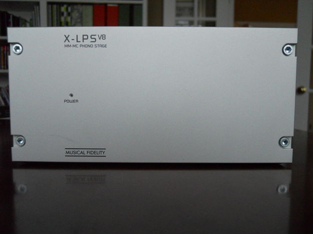Musical Fidelity X-LPSv8 Phono Preamp - Excellent