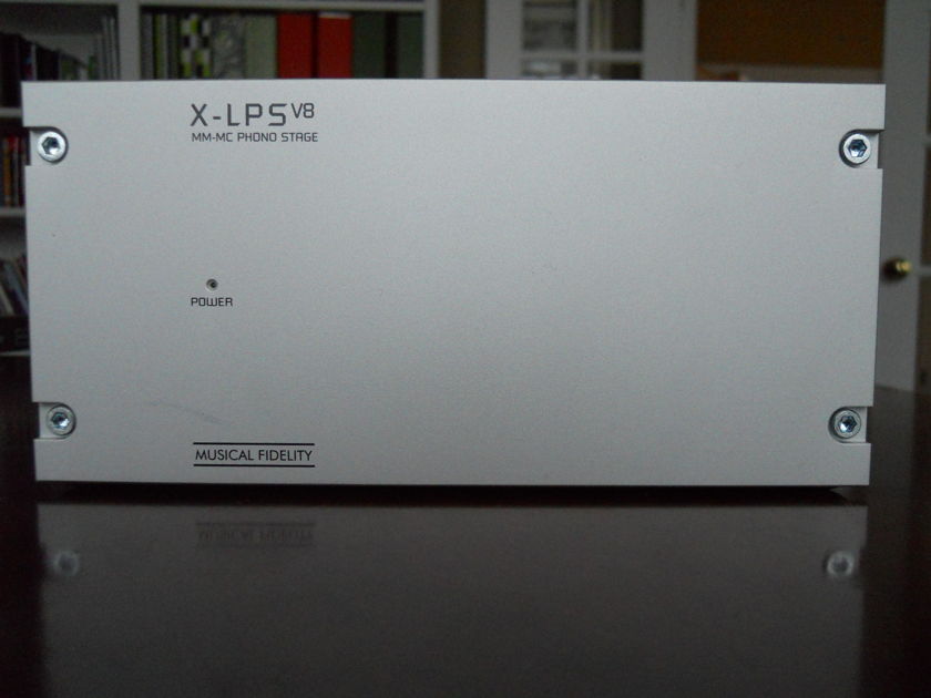 Musical Fidelity X-LPSv8 Phono Preamp - Excellent