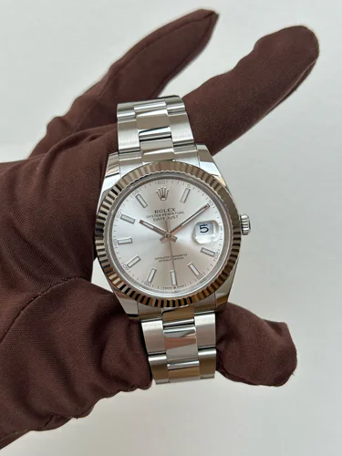 Rolex Datejust 41 Silver Dial Index Numerals Oyster Bracelet