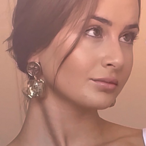 Merve Balkanoglu 