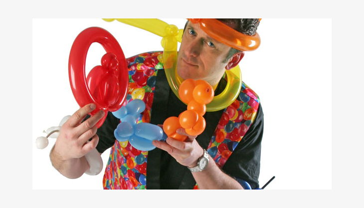 comedy walkact luftballonmodellage