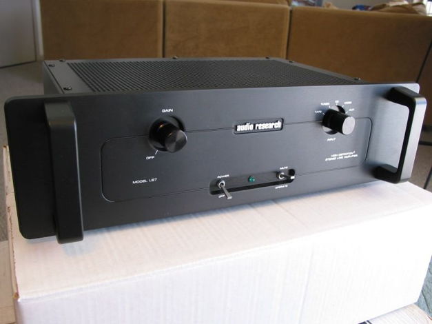 Audio Research Tube Preamplifier LS7