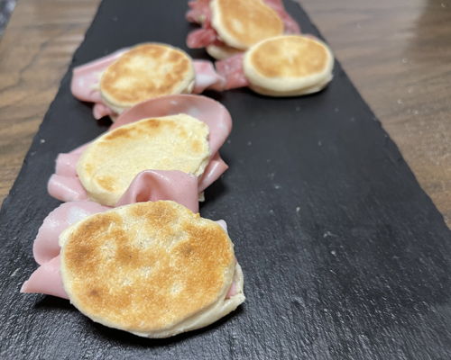 Corsi di cucina Modena: A lezione di Tigelle con la cesarina Maria Luisa